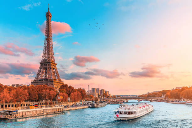 La torre Eiffel, Paris, Francia